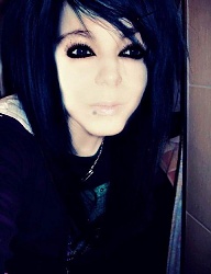 Fryzury Średnie Alternatywne EMO - 174360