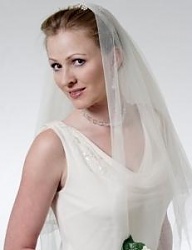 Fryzury Średnie Ślubne - 23861