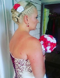 Fryzury Średnie Ślubne Proste Upięcie Blond - 3172410