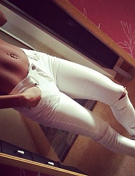 Moda Spodnie Jeansy - 1814304