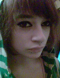 Fryzury Średnie Alternatywne EMO - 976058