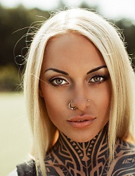 Fryzury Średnie Na co dzień Proste Rozpuszczone Blond - 2161668