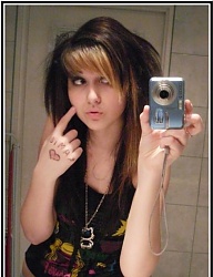 Fryzury Średnie Alternatywne EMO - 204037