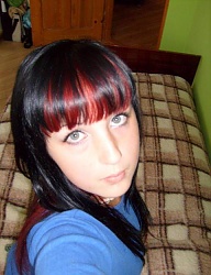 Fryzury Średnie Alternatywne EMO - 33733