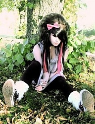 Fryzury Średnie Alternatywne EMO - 21702