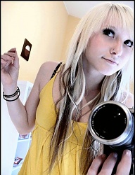 Fryzury Średnie Alternatywne EMO Blond - 1094885
