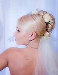 Fryzury Średnie Ślubne - 1061806