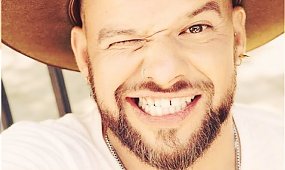 Michał Piróg ADOPTOWAŁ DZIECKO! "Możecie mi mówić tato. Właśnie otrzymałem dokumenty"