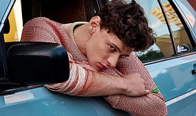 Top Model: Dawid Woskanian, zwycięzca pod ostrzałem hejterów. Internauci strasznie mu ubliżają: ,,Wygrał, bo był chory. Ma tiki nerwowe"
