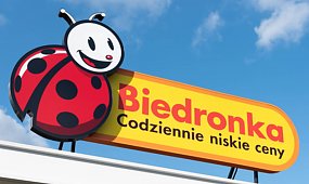 Biedronka zmienia godziny pracy. Wszystko przez koronawirusa