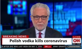 Koronawirus w Polsce - Internet zalały tematyczne memy. Śmiech przez łzy?