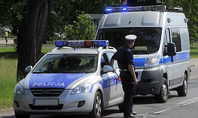 Koronawirus: Podczas kontroli udawał, że jest kobietą i to nie jest Prima Aprilis