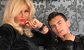 Conan Kaźmierski dodał zdjęcie w długich włosach. Królowa życia załamana: "Dramat, dramat!"