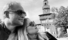Piotr Adamczyk i Karolina Szymczak obchodzą rocznicę. Modelka w końcu pokazała zdjęcie ze ślubu!