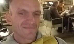 Ryszard "Szczena" z "Chłopaków do wzięcia" zaręczył się! Pokazał pierścionek i narzeczoną