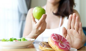 Jaka dieta pudełkowa dla osób z problemami trawiennymi?