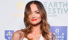 Ania Rusowicz wzięła ślub sama ze sobą. Za wolność zapłaciła fortunę, a jeden szczegół ceremonii odbiera mowę