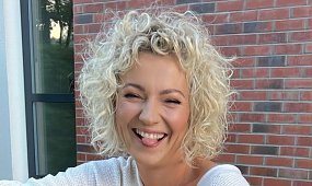 Dorota Szelągowska pokazała archiwalne zdjęcia z mamą. Jej apel roztkliwił sieć [zdjęcia]