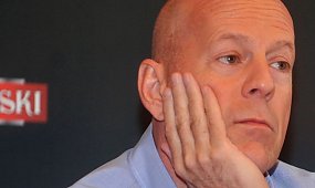 Córka Bruce'a Willisa pokazała nowe zdjęcie z chorym tatą. Fani poruszeni do łez [zdjęcie]
