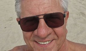 To, jak Zygmunt Chajzer odnalazł się w więzieniu, zaskoczyło nawet starych recydywistów. "Zyga się cieszy, że jest w kryminale i c**j"