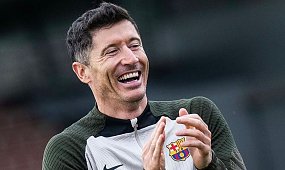 Robert Lewandowski pozazdrościł żonie i też się rozebrał. Fanki piszczą z zachwytu [zdjęcie]