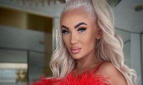 Nie ma ludzi brzydkich, są tylko biedni. Macudzińska już tak nie wygląda, a fryzjer ostrzega: "To cięcie nie jest dla każdego"