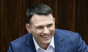 To zdjęcie miało nigdy nie ujrzeć światła dziennego. Szokująca metamorfoza Mentzena