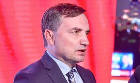 Kulisy ucieczki Zbigniew Ziobry do USA. Ten jeden szczegół jego podróży wprawia w całkowite osłupienie