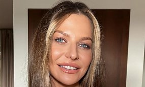 Anna Lewandowska wypięła rozgogolone pośladki wprost do obiektywu. Robert nie wytrzymał