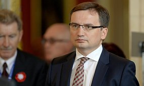 Prawica w rozsypce! Ziobro traci swoje ugrupowanie. To nie przypadek, to plan!