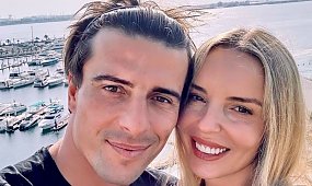 Robert Karaś złapał Agnieszkę Włodarczyk tam, gdzie światło nie dochodzi i oznaczył teren: "Moja duma" [zdjęcie]