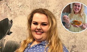 Szczęka opada! Kinga Zawodnik wypięła smukłe kształty w obcisłej czerni. Fani nie mają złudzeń: "Jak modelka!" [zdjęcie]