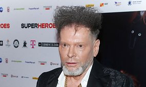 Krzysztof Rutkowski wpadł do TVN i ostro zrugał celebrytki. Internauci nie mają litości
