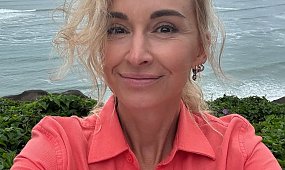 Martyna Wojciechowska rozgogolona w samym biustonoszu. Zdobywała szczyty w wielkim stylu [zdjęcie]