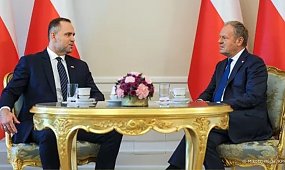 Tusk u Nawrockiego jak Duda u Trumpa. A potem Donald strzelił żarcikiem
