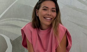 Sandra Kubicka przyłapana w aucie za milion z nowym ukochanym. Internauci już go namierzyli: "Prawdziwe ciacho" [zdjęcia]