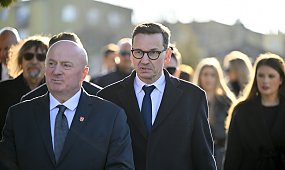 Huk o 6 rano i kajdanki. Były wiceminister PiS wyciągnięty z domu przez CBA