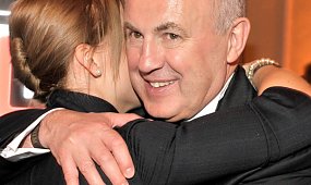 Nagła śm**rć "króla okien". Jego imperium trafiło w ręce drugiej żony. Kim jest dr Kamila Gierszewska?