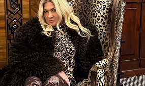 Beata Kozidrak pokazała luksusową willę za 2 miliony złotych. "Otaczam się złotem". Wnętrza robią wrażenie [zdjęcia]