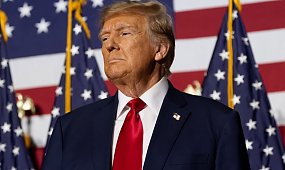 Trump grzmi o "miękkiej" Europie i niszczycielskich wiatrakach. Nagle wskazał na Polskę