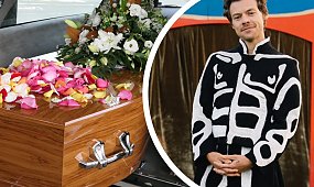 To, co Harry Styles wyprawiał na POGRZEBIE babci przechodzi ludzkie pojęcie. Brak szacunku do zmarłej?