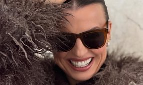 Kasia Sokołowska zrezygnowała ze spodni? Zapozowała w samym futrze i rajstopach. Cena tego luksusu zwala z nóg [zdjęcia]