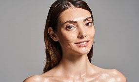 Mezoterapia – jak głębokie nawilżenie skóry walczy ze zmarszczkami i rewitalizuje?