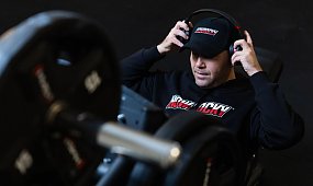 Prezydent "modelem" rodzinnej marki? Kulisy biznesu NOWROCKY. W tle siostra i wirtualne biuro