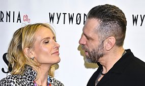 Patrycja Markowska nie mogła odkleić się od męża. Na premierze biografii "Siary" kradli wszystkie spojrzenia