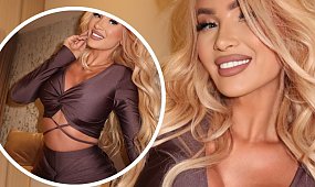 Izabela Macudzińska uwolniła ze stanika powiększone do granic możliwości atuty. Ktoś pisze: "Niesmaczne" [zdjęcia]