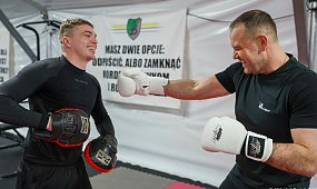 Polska traci fortunę przez jedno weto. Internet bez litości dla Nawrockiego: "Szkodnik i zdrajca" to dopiero początek