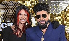 Krzysztof Rutkowski popłynął? Sprezentował żonie diamenty w cenie MIESZKANIA i pokazał nową fryzurę. "Mamy na bogato"