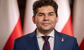 Kaczyński już wybrał nowego premiera? To on może pogrążyć Morawieckiego. "Luckiem byłem i Luckiem pozostanę"