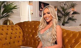 Eliza Trybała wypięła rozgogolone pośladki do obiektywu. Fotki podzieliły fanów: "Zero przyzwoitości" [zdjęcia]